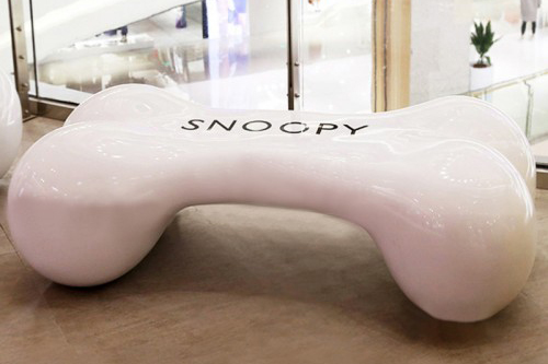 <b>玻璃钢骨头凳</b>